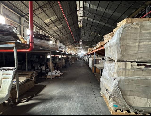 16,000M² WAREHOUSE TO LET IN INDUSTRIA WEST